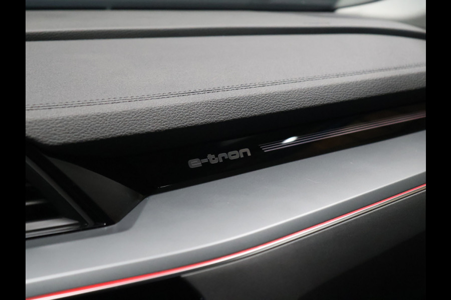 Audi e-tron 55 quattro edition 95 kWh [SCHUIFKANTELDAK, APPLE CARPLAY, ANDROID AUTO, CRUISE CONTROL, STOELVERWARMING, ACHTERUITRIJCAMERA, ELEK. ACHTERKLEP, PDC V+A, CLIMATE, NAVIGATIE, NIEUWSTAAT]