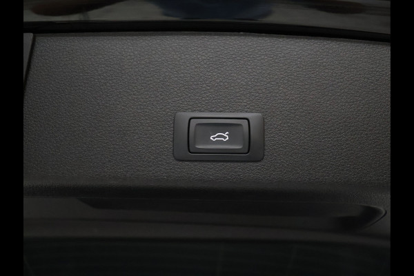 Audi e-tron 55 quattro edition 95 kWh [SCHUIFKANTELDAK, APPLE CARPLAY, ANDROID AUTO, CRUISE CONTROL, STOELVERWARMING, ACHTERUITRIJCAMERA, ELEK. ACHTERKLEP, PDC V+A, CLIMATE, NAVIGATIE, NIEUWSTAAT]