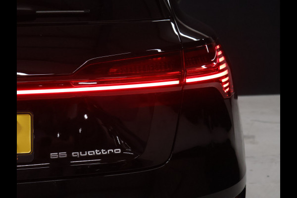 Audi e-tron 55 quattro edition 95 kWh [SCHUIFKANTELDAK, APPLE CARPLAY, ANDROID AUTO, CRUISE CONTROL, STOELVERWARMING, ACHTERUITRIJCAMERA, ELEK. ACHTERKLEP, PDC V+A, CLIMATE, NAVIGATIE, NIEUWSTAAT]