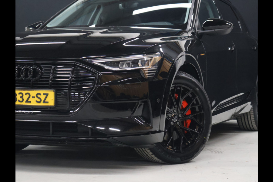 Audi e-tron 55 quattro edition 95 kWh [SCHUIFKANTELDAK, APPLE CARPLAY, ANDROID AUTO, CRUISE CONTROL, STOELVERWARMING, ACHTERUITRIJCAMERA, ELEK. ACHTERKLEP, PDC V+A, CLIMATE, NAVIGATIE, NIEUWSTAAT]