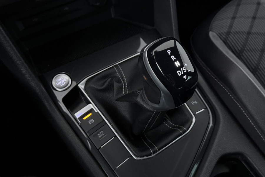 Volkswagen Tiguan 1.5 TSI R-Line Business+ (STOELVERWARMING, CRUISE ADAPTIEF, DIGITALE COCKPIT)