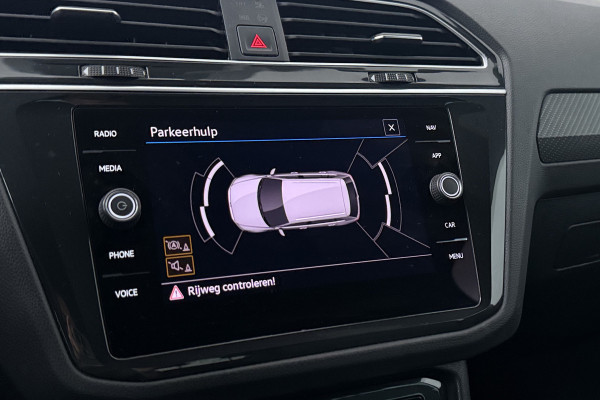 Volkswagen Tiguan 1.5 TSI R-Line Business+ (STOELVERWARMING, CRUISE ADAPTIEF, DIGITALE COCKPIT)