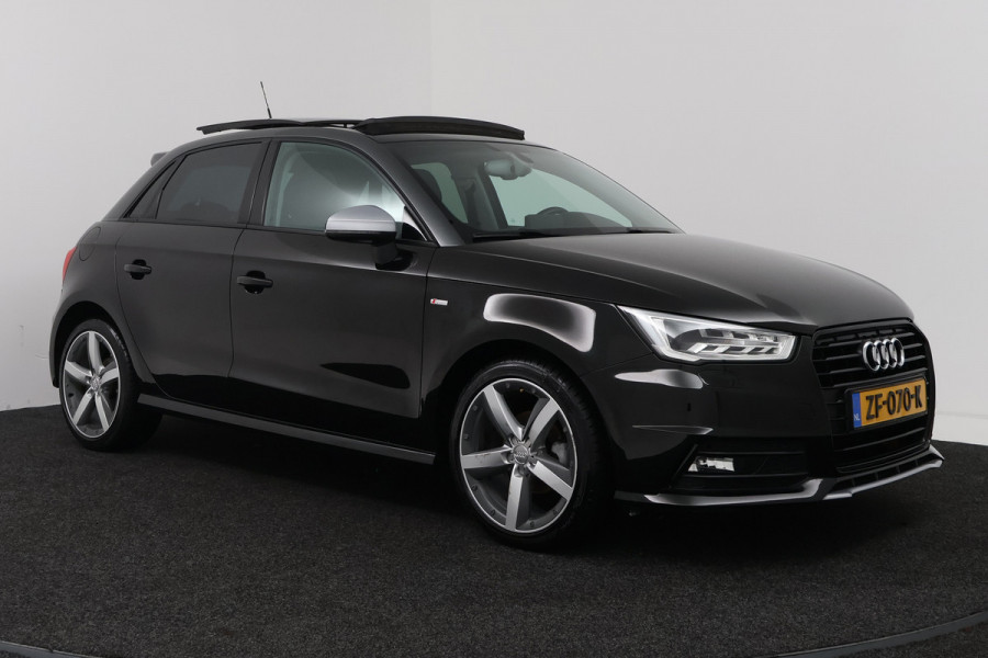 Audi A1 Sportback 1.0 TFSI Advance Sport (PANORAMADAK, STOELVERWARMING, NAVIGATIE)