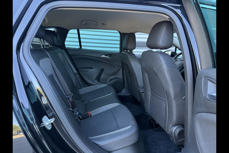 Opel Astra Sports Tourer 1.2 Business Elegance 2e Eigenaar|Camera|Carplay|Trekhaak|PDC V+A|Navi|Cruise|Elek ramen|N.A.P|APK tot 05-2028