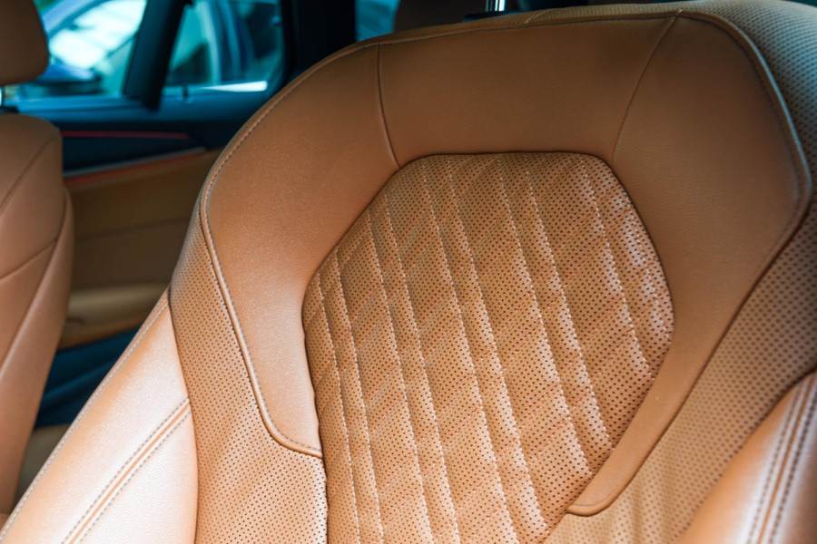 BMW 5 Serie Touring 530e Business Edition Plus |360 Camera|Laser|Elek. Stoelen|HUD|Ambient|