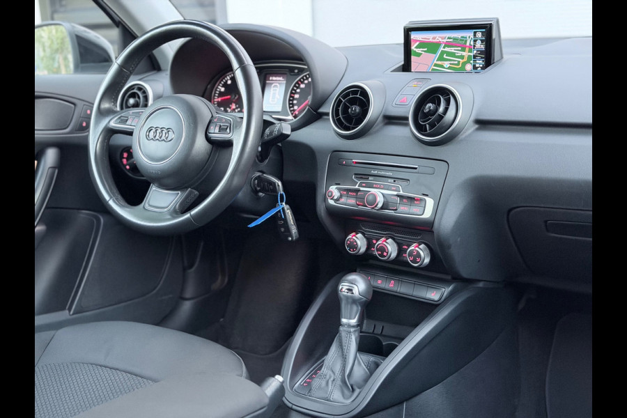 Audi A1 Sportback 1.0 TFSI S-Line Xenon/Navi/Stoelverwarming
