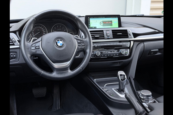 BMW 3 Serie Touring 320i Edition M Sport Shadow High Executive Pano