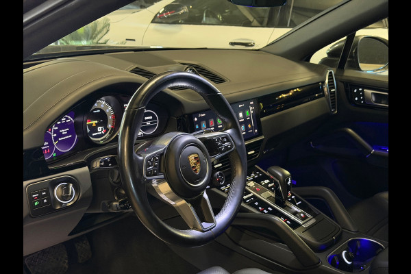 Porsche Cayenne Coupé 3.0 E-Hybrid PANO|LUCHTVERING|FULL OPTIONS!