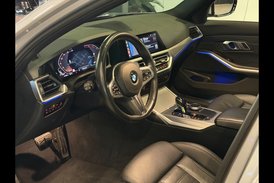 BMW 3-serie 320i High Executive|M Pakket|PANO|BOMVOL!