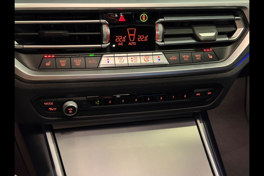 BMW 3-serie 320i High Executive|M Pakket|PANO|BOMVOL!
