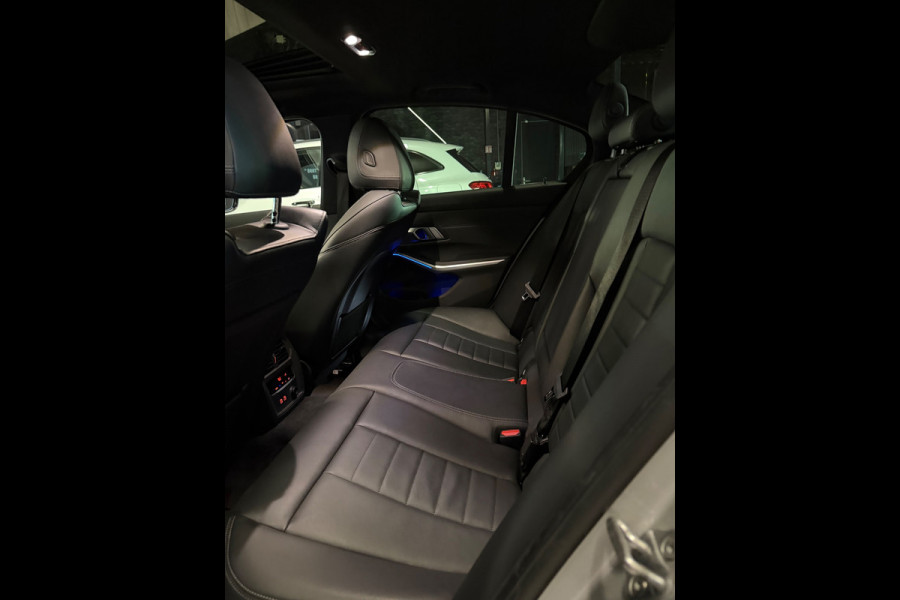 BMW 3-serie 320i High Executive|M Pakket|PANO|BOMVOL!