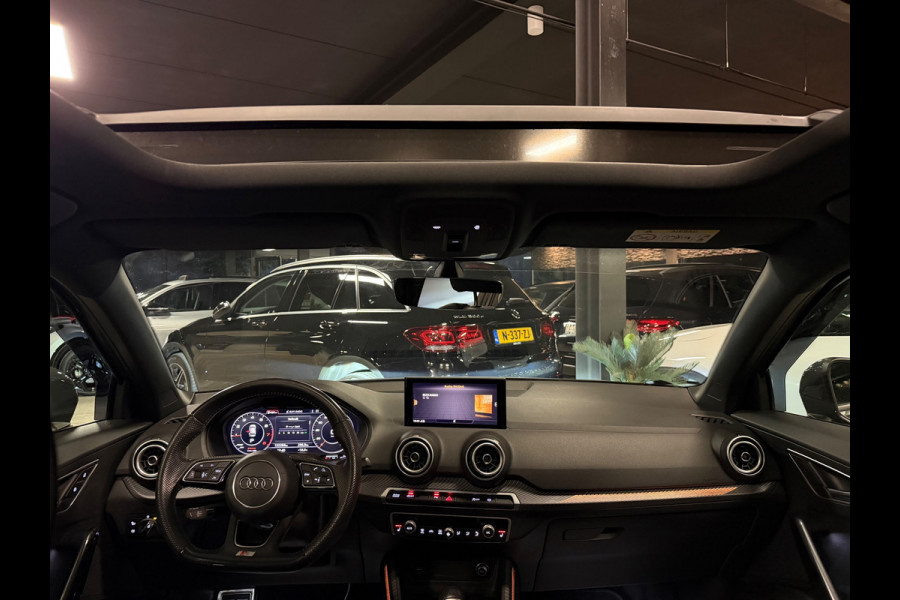 Audi Q2 35 TFSI 3X S-Line|PANO|SFEER|KEYLESS|FULL OPTIONS