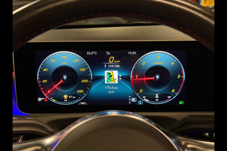 Mercedes-Benz CLA-Klasse 180 AMG|PANO|SFEER|MEMORY|FULL OPTIONS