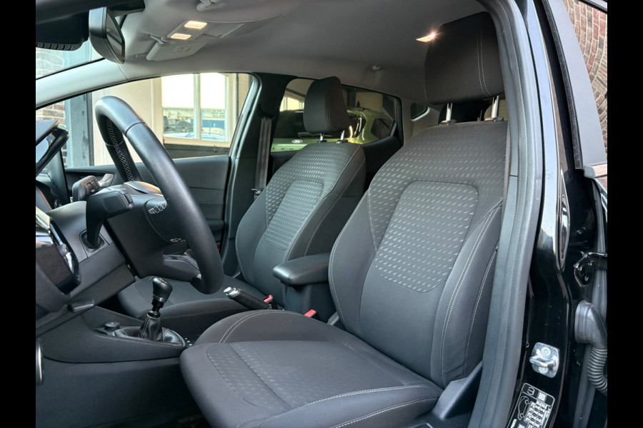 Ford Fiesta 1.0 EcoBoost Titanium X Carplay,Clima,VW.stoelen,Garantie