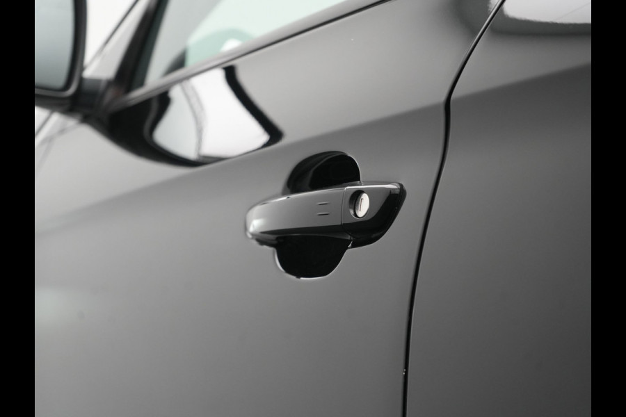 Opel Grandland X 1.6 Turbo Ultimate PHEV 225pk | Trekhaak Afn. | Adaptive Cruise | 360 Camera | Lederen Sportstoelen Memory & Ventilatie | Stoelverwarming | Keyless | Apple Carplay | DAB | Navigatie | 19"L.M | Plug In Hybrid