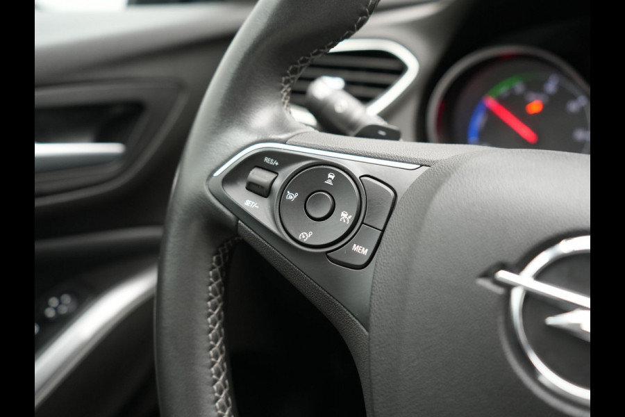 Opel Grandland X 1.6 Turbo Ultimate PHEV 225pk | Trekhaak Afn. | Adaptive Cruise | 360 Camera | Lederen Sportstoelen Memory & Ventilatie | Stoelverwarming | Keyless | Apple Carplay | DAB | Navigatie | 19"L.M | Plug In Hybrid