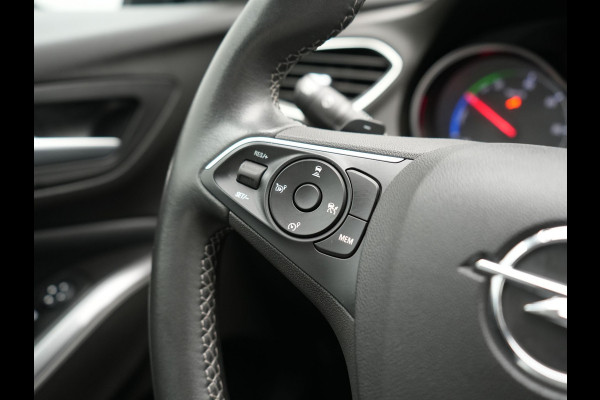 Opel Grandland X 1.6 Turbo Ultimate PHEV 225pk | Trekhaak Afn. | Adaptive Cruise | 360 Camera | Lederen Sportstoelen Memory & Ventilatie | Stoelverwarming | Keyless | Apple Carplay | DAB | Navigatie | 19"L.M | Plug In Hybrid