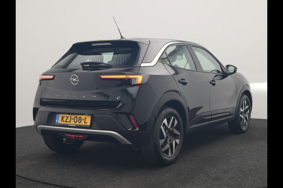 Opel Mokka-e Elegance 50-kWh 11kw bl. 136pk | 360 Camera | BLIS | Voorstoelen Verwarmd | Warmtepomp | Apple Carplay | Cruise Control | 17"L.M | LED Koplampen | Virtual | Lane Assist | DAB |