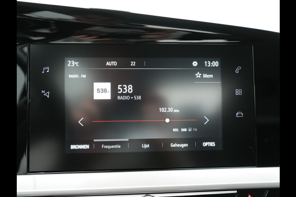Opel Mokka-e Elegance 50-kWh 11kw bl. 136pk | 360 Camera | BLIS | Voorstoelen Verwarmd | Warmtepomp | Apple Carplay | Cruise Control | 17"L.M | LED Koplampen | Virtual | Lane Assist | DAB |