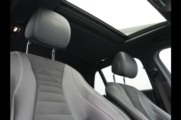 Mercedes-Benz E-Klasse Estate 300 e AMG 320pk PHEV Dealer O.H | Trekhaak af Fabriek | Schuif-/kantel Dak | Widescreen Navi | Multibeam LED | Camera | Alcantara Sportstoelen Verwarmd | Apple Carplay | BLIS | 18"L.M | Plug In Hybrid