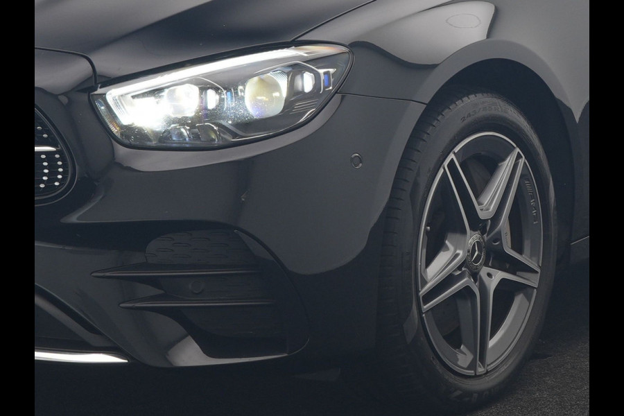 Mercedes-Benz E-Klasse Estate 300 e AMG 320pk PHEV Dealer O.H | Trekhaak af Fabriek | Schuif-/kantel Dak | Widescreen Navi | Multibeam LED | Camera | Alcantara Sportstoelen Verwarmd | Apple Carplay | BLIS | 18"L.M | Plug In Hybrid