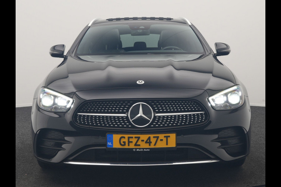 Mercedes-Benz E-Klasse Estate 300 e AMG 320pk PHEV Dealer O.H | Trekhaak af Fabriek | Schuif-/kantel Dak | Widescreen Navi | Multibeam LED | Camera | Alcantara Sportstoelen Verwarmd | Apple Carplay | BLIS | 18"L.M | Plug In Hybrid