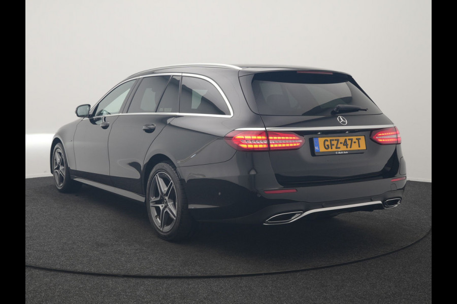 Mercedes-Benz E-Klasse Estate 300 e AMG 320pk PHEV Dealer O.H | Trekhaak af Fabriek | Schuif-/kantel Dak | Widescreen Navi | Multibeam LED | Camera | Alcantara Sportstoelen Verwarmd | Apple Carplay | BLIS | 18"L.M | Plug In Hybrid