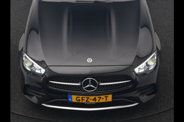 Mercedes-Benz E-Klasse Estate 300 e AMG 320pk PHEV Dealer O.H | Trekhaak af Fabriek | Schuif-/kantel Dak | Widescreen Navi | Multibeam LED | Camera | Alcantara Sportstoelen Verwarmd | Apple Carplay | BLIS | 18"L.M | Plug In Hybrid