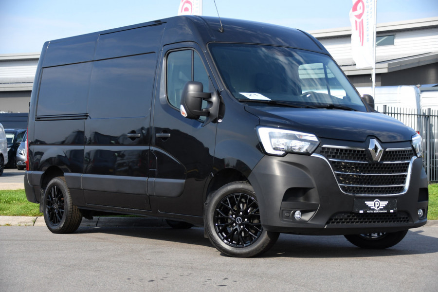 Renault Master T33 2.3 dCi 135 L2H2 Camera, Cruise, LED, Multimedia, Trekhaak, 135pk, NAVI, Betimmering, Uniek!
