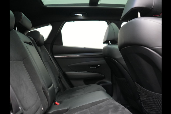 Hyundai Tucson 1.6 T-GDI PHEV N Line 4WD 265pk Dealer O.H | Trekhaak Afn. | Panodak | Adaptive Cruise | 360 Camera | Krell Audio | Alcantara Sportstoelen Memory & Ventilatie | Stoelen & Stuur Verwarmd | Blis | Keyless | Navigatie | DAB | Plug In Hybrid |