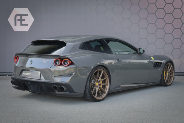 Ferrari GTC4Lusso T 3.9 V8 NOVITEC | KERAMISCH | CARBON EXTERIOR & INTERIOR | FULL SERVICE | PASSENGER DISPLAY | CAMERA | FRONTLIFT |