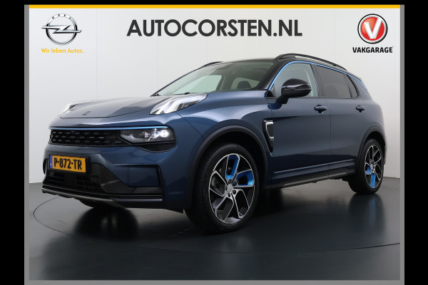 Lynk & Co 01 PHEV AUT-7 261pk Pano-Schuifdak Trekhaak Lmv 20" 360°Camera Apple Carplay Android Auto Adap.Cruise Navi Pdc Ecc Keyless Led Plug Elek.Memory.Stoel File assistent Dodehoek detector Elektrisch bedienbare achterklep Rijstrooksensor Wifi Verkeersbord detectie 425Nm koppel 3,7kw laadvermogen 1.800kg Trekvermogen