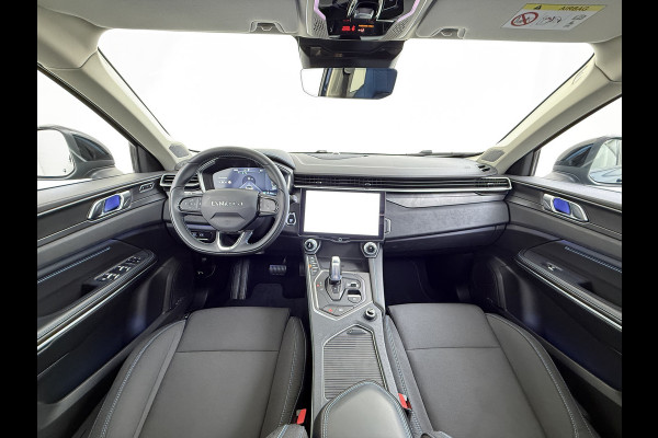 Lynk & Co 01 PHEV AUT-7 261pk Pano-Schuifdak Trekhaak Lmv 20" 360°Camera Apple Carplay Android Auto Adap.Cruise Navi Pdc Ecc Keyless Led Plug Elek.Memory.Stoel File assistent Dodehoek detector Elektrisch bedienbare achterklep Rijstrooksensor Wifi Verkeersbord detectie 425Nm koppel 3,7kw laadvermogen 1.800kg Trekvermogen