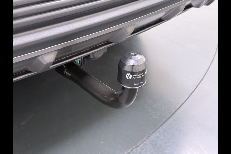 Lynk & Co 01 PHEV AUT-7 261pk Pano-Schuifdak Trekhaak Lmv 20" 360°Camera Apple Carplay Android Auto Adap.Cruise Navi Pdc Ecc Keyless Led Plug Elek.Memory.Stoel File assistent Dodehoek detector Elektrisch bedienbare achterklep Rijstrooksensor Wifi Verkeersbord detectie 425Nm koppel 3,7kw laadvermogen 1.800kg Trekvermogen