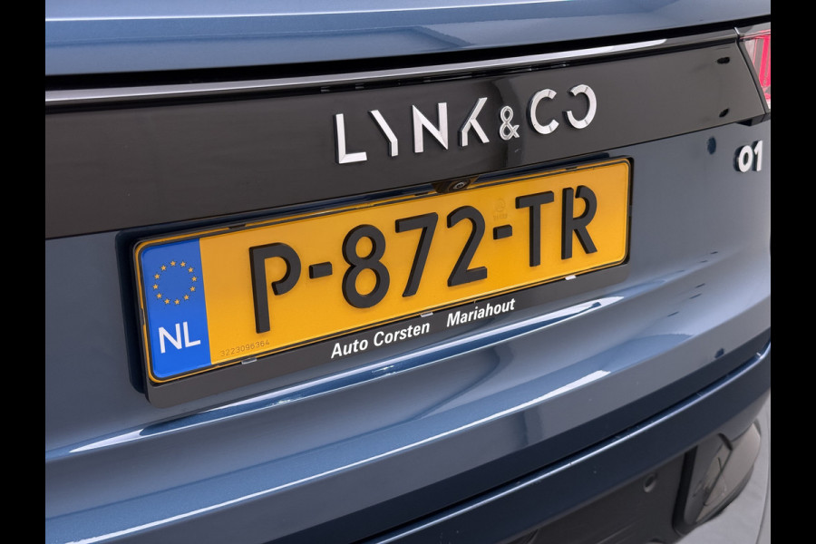 Lynk & Co 01 PHEV AUT-7 261pk Pano-Schuifdak Trekhaak Lmv 20" 360°Camera Apple Carplay Android Auto Adap.Cruise Navi Pdc Ecc Keyless Led Plug Elek.Memory.Stoel File assistent Dodehoek detector Elektrisch bedienbare achterklep Rijstrooksensor Wifi Verkeersbord detectie 425Nm koppel 3,7kw laadvermogen 1.800kg Trekvermogen