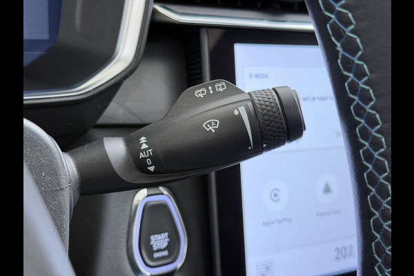 Lynk & Co 01 PHEV AUT-7 261pk Pano-Schuifdak Trekhaak Lmv 20" 360°Camera Apple Carplay Android Auto Adap.Cruise Navi Pdc Ecc Keyless Led Plug Elek.Memory.Stoel File assistent Dodehoek detector Elektrisch bedienbare achterklep Rijstrooksensor Wifi Verkeersbord detectie 425Nm koppel 3,7kw laadvermogen 1.800kg Trekvermogen