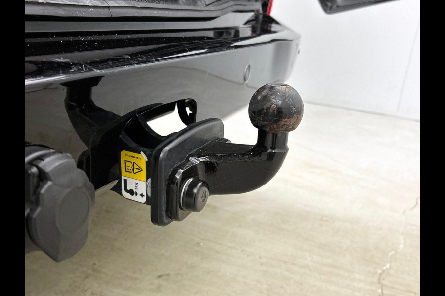 Ford Transit Custom 320 2.0 TDCI L2H1 Limited Automaat Airco Navigatie Cruise control Trekhaak