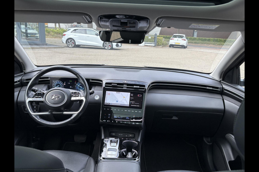 Hyundai Tucson 1.6 T-GDI PHEV Premium Sky 4WD | AFNEEMB. TREKHAAK | ADAPT. CRUISE CONTROL | ELEK. SCHUIF-/KANTELDAK | ELEK. ACHTERKLEP | MEMORY | STOELVENTILATIE