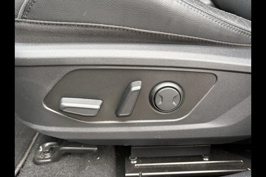 Hyundai Tucson 1.6 T-GDI PHEV Premium Sky 4WD | AFNEEMB. TREKHAAK | ADAPT. CRUISE CONTROL | ELEK. SCHUIF-/KANTELDAK | ELEK. ACHTERKLEP | MEMORY | STOELVENTILATIE