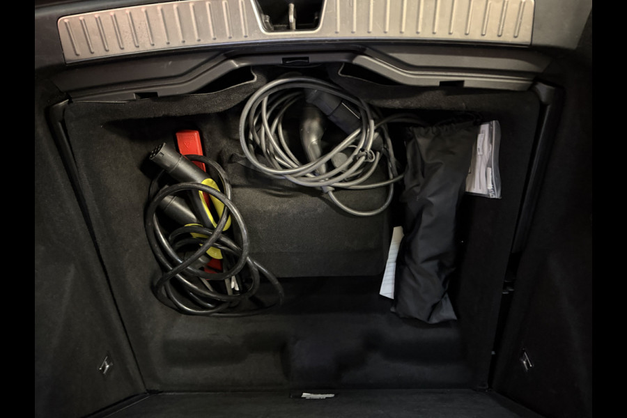 Lynk & Co 01 1.5 Phev Panoramadak /360 camera / Carplay /virtual cockpit Nederlandse auto