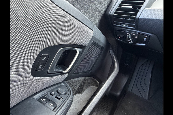 BMW i3 Executive Edition 120Ah 42 kWh Warmtepomp Carplay Stoelverw.