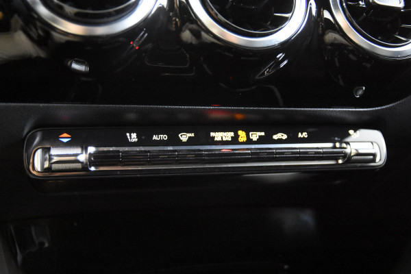 Mercedes-Benz CLA-Klasse Shooting Brake 180 *1ste Eigenaar*Carplay*Stoelverwarming*