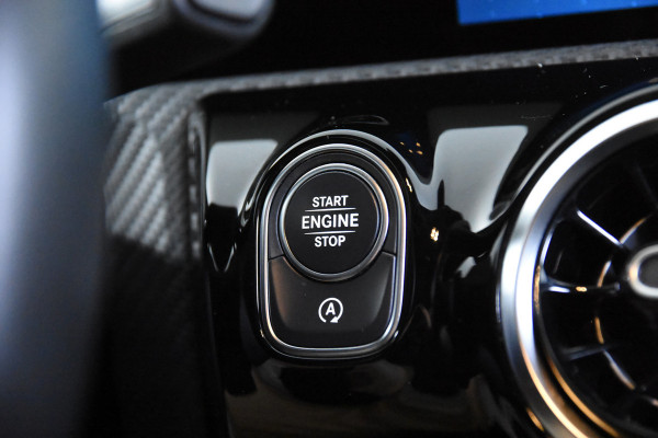 Mercedes-Benz CLA-Klasse Shooting Brake 180 *1ste Eigenaar*Carplay*Stoelverwarming*