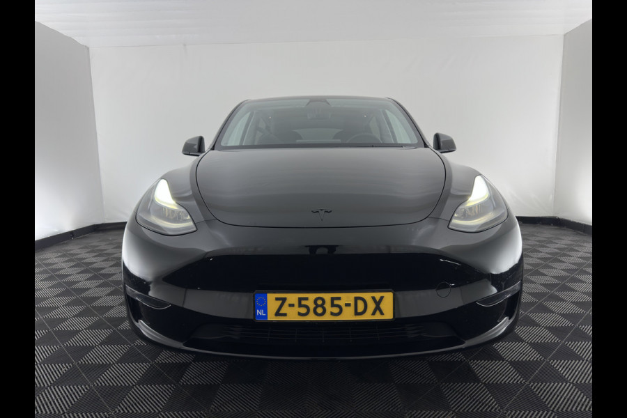 Tesla Model Y Long Range AWD 75 kWh (3-Fase-11kW) {SoH-87%} (INCL-BTW) Aut. *PANO | AUTO-PILOT | LEATHER | NAVI-FULLMAP | MATRIX-LED | KEYLESS | CAMERA | DAB+ | HEATED-COMFORTSEATS | PRIVACYGLASS | TOPVIEW | 20''ALU*