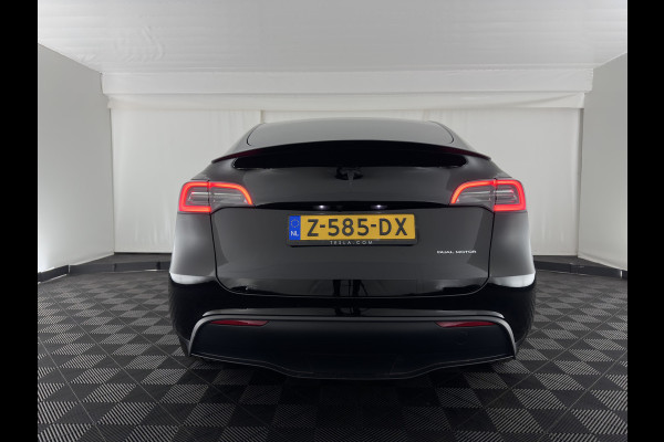 Tesla Model Y Long Range AWD 75 kWh (3-Fase-11kW) {SoH-87%} (INCL-BTW) Aut. *PANO | AUTO-PILOT | LEATHER | NAVI-FULLMAP | MATRIX-LED | KEYLESS | CAMERA | DAB+ | HEATED-COMFORTSEATS | PRIVACYGLASS | TOPVIEW | 20''ALU*