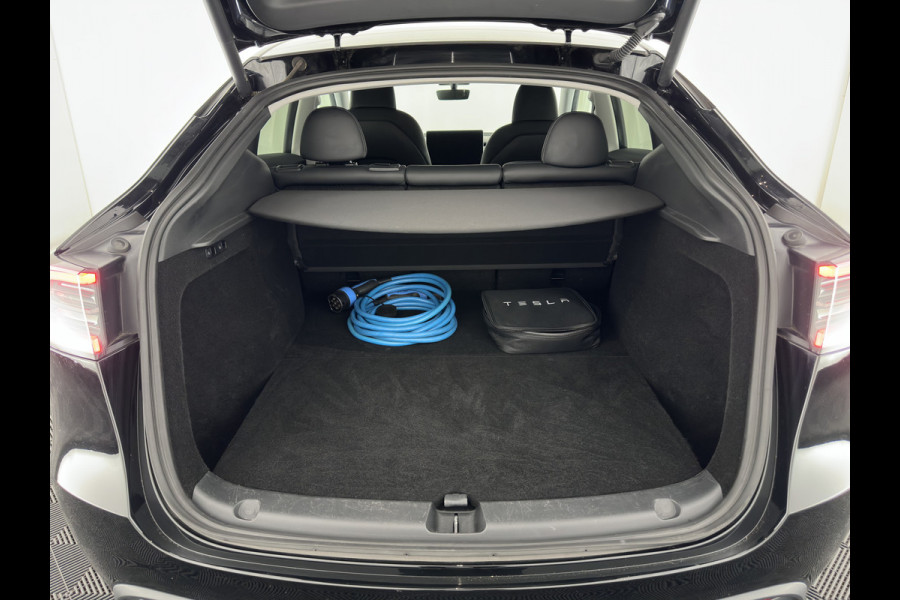 Tesla Model Y Long Range AWD 75 kWh (3-Fase-11kW) {SoH-87%} (INCL-BTW) Aut. *PANO | AUTO-PILOT | LEATHER | NAVI-FULLMAP | MATRIX-LED | KEYLESS | CAMERA | DAB+ | HEATED-COMFORTSEATS | PRIVACYGLASS | TOPVIEW | 20''ALU*
