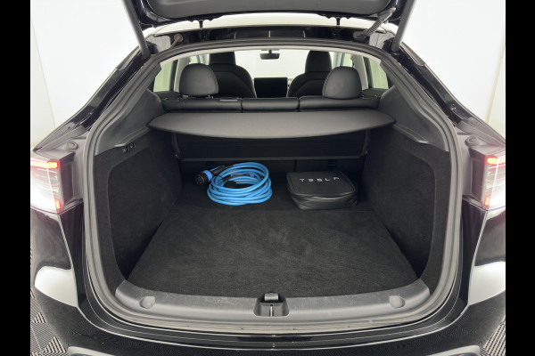 Tesla Model Y Long Range AWD 75 kWh (3-Fase-11kW) {SoH-87%} (INCL-BTW) Aut. *PANO | AUTO-PILOT | LEATHER | NAVI-FULLMAP | MATRIX-LED | KEYLESS | CAMERA | DAB+ | HEATED-COMFORTSEATS | PRIVACYGLASS | TOPVIEW | 20''ALU*