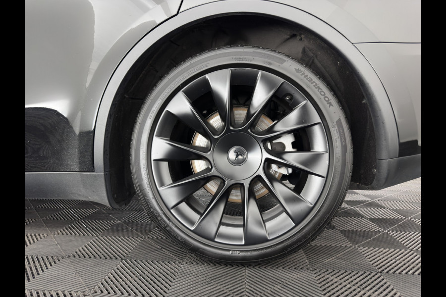 Tesla Model Y Long Range AWD 75 kWh (3-Fase-11kW) {SoH-87%} (INCL-BTW) Aut. *PANO | AUTO-PILOT | LEATHER | NAVI-FULLMAP | MATRIX-LED | KEYLESS | CAMERA | DAB+ | HEATED-COMFORTSEATS | PRIVACYGLASS | TOPVIEW | 20''ALU*