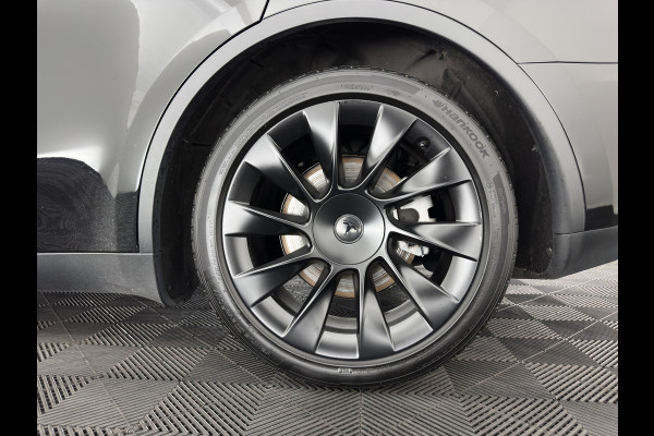 Tesla Model Y Long Range AWD 75 kWh (3-Fase-11kW) {SoH-87%} (INCL-BTW) Aut. *PANO | AUTO-PILOT | LEATHER | NAVI-FULLMAP | MATRIX-LED | KEYLESS | CAMERA | DAB+ | HEATED-COMFORTSEATS | PRIVACYGLASS | TOPVIEW | 20''ALU*