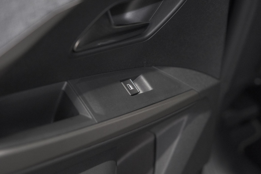 Peugeot 3008 1.2 Hybrid 145 GT | Elektrische Kofferklep | Camera | Adaptieve Cruise Control | Apple CarPlay